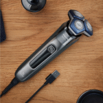 Philips Shaver Series 7000 - Wet & Dry Mens Electric Shaver Model S7887